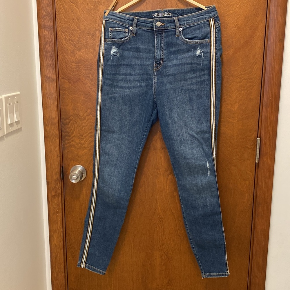 Wild fable high rise skinny jeans size 12